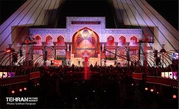 آئین بدرقه زائران اربعین در میدان آزادی 15