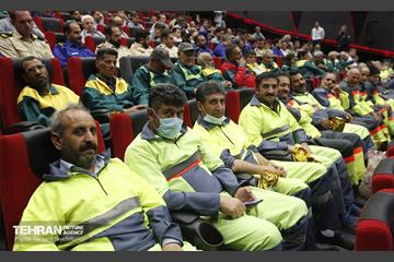 همایش تجلیل از کارگران شهرداری منطقه ۵ 44