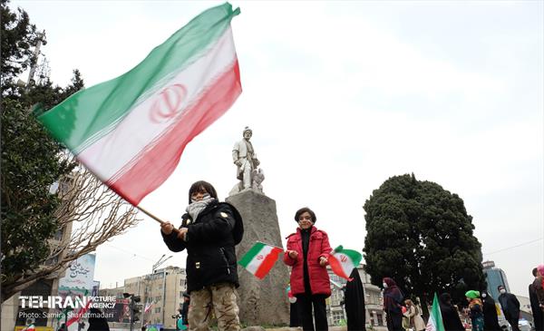 یوم الله ۲۲ بهمن در تهران - 2