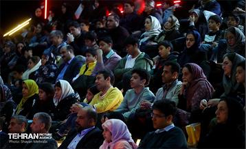 رونمایی از طرح هشتمین نویسندگان دهه هشتاددی و نودی 35