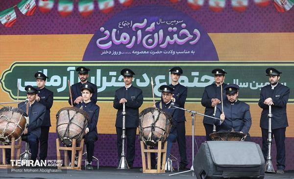 اجتماع «دختران آرمانی» - 1 53