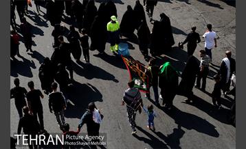 پیاده روی جاماندگان اربعین حسینی(ع) در تهران-2 7