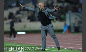 دیدار تیم های فوتبال استقلال و صبای قم