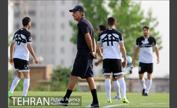 تمرین تیم ملی فوتبال 1