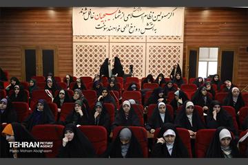 نشست جمعی از دانشجویان با شهردار تهران 20