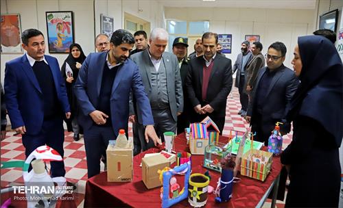 اولین دوره مسابقات کاردستی با مواد بازیافتی 25