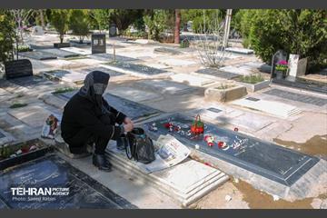 زیارت اهل قبور در آخرین پنجشنبه سال 1400