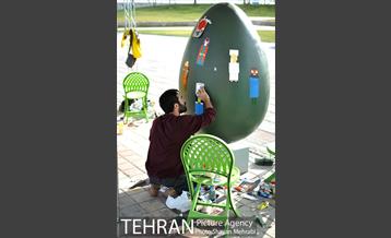 جشنواره تخم مرغ رنگی در میدان آزادی 30