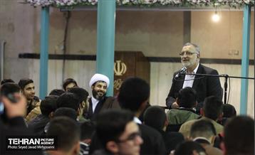 نشست صمیمانه شهردار تهران با دانش آموزان بسیجی سراسر کشور 14