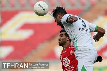 دیدار تیم های فوتبال پرسپولیس و ذوب آهن 24