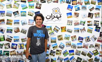 حضور امیر بدری بدلکار سینما در غرفه آژانس عکس تهران