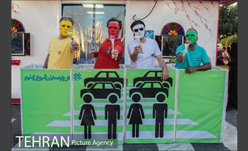 اجراهای خیابانی کمپین از خودمان شروع کنیم 1