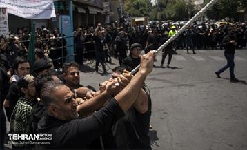 خیمه سوزان ظهر عاشورا در چهارراه گلوبندگ 41