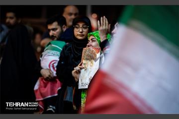 میعادگاه عزاداران رهبر شهید در خیابان کشور دوست