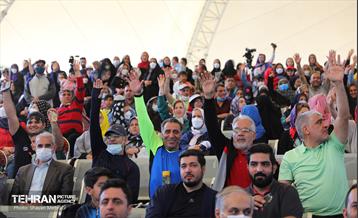 همایش بزرگ پیاده روی خانوادگی در بوستان جوانمردان 16