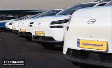 مراسم رونمایی از نخستین بسته حمل و نقل عمومی برقی تهران 6