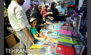 بازار لوازم و تحریر در آستانه شروع سال تحصیلی 32