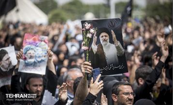 تشییع پیکر شهدای خدمت - ۴ 12