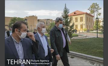 بازدید حناچی از باغ اتحادیه 10
