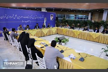 نشست هم اندیشی رئیس مرکز ارتباطات و امور بین الملل با اصحاب رسانه 10