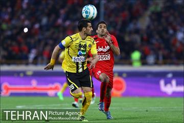 دیدار تیم های فوتبال پرسپولیس و سپاهان