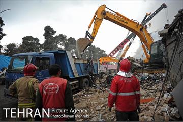 سومین روز عملیات امداد ونجات حادثه پلاسکو -5 14