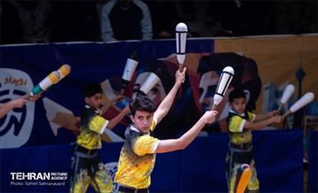 آیین پهلوانی و زورخانه‌ای جوانمردان شهر 19