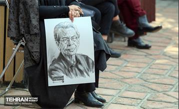 مراسم بدرقه کامبیز درم بخش به سرای ابدی‎‎ 10