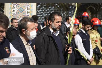 تشییع پیکر شهید آتش‌نشان «قریب رضا دارابی» 7