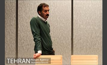 نمایش روزهای بی باران‎ 9