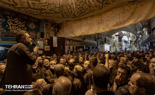 چهارپایه‌خوانی زیر چارسوق بازار