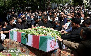 مراسم تشییع و تدفین شهدای گمنام در منطقه ۳ تهران  22