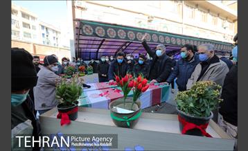 تشییع پیکر مطهر 2 شهید گمنام در مسجد جامع فاطمیه منطقه 8