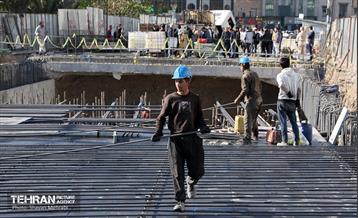 بازدید عضو شورا از پروژه‌های عمرانی شهری 31