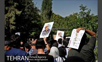 وداع باشکوه مردم با عباس کیارستمی 11