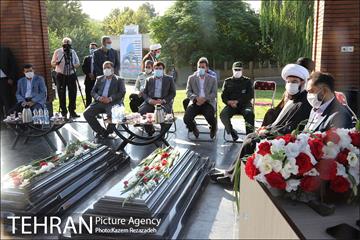 رونمایی از یادمان شهدای گمنام 13