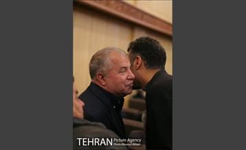 مراسم ختم منصور پورحیدری‎ 25