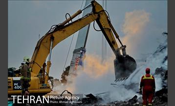 سومین روز عملیات امداد ونجات حادثه پلاسکو -2 23