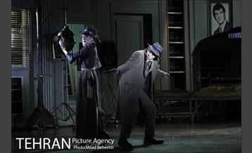 نمایش می سی سی پی نشسته می میرد‎ 14