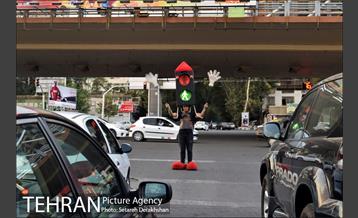 اجراهای خیابانی کمپین از خودمان شروع کنیم 1