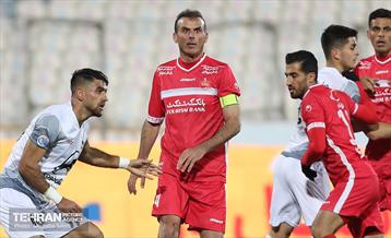 دیدار تیم های فوتبال پرسپولیس تهران و تراکتور سازی تبریز 16