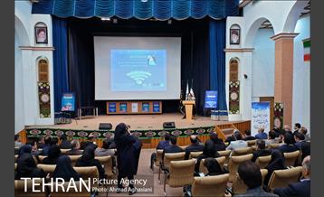 مراسم رونمایی از سرویس‌های هوشمند شهرسازی 19