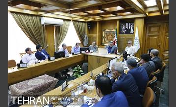 جلسه شورای معاونان و مشاورین با حضور شهردار تهران 11