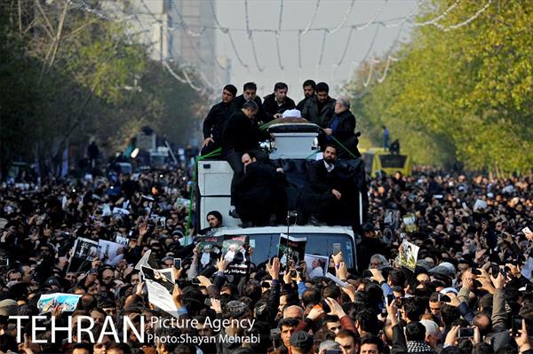 تشییع پیکر آیت الله هاشمی رفسنجانی رییس مجمع تشخیص مصلحت نظام -1 31