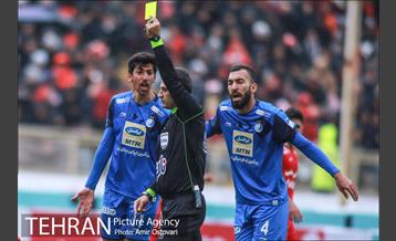 دیدار تیم‌های فوتبال تراکتور سازی تبریز - استقلال تهران 9