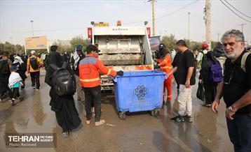 خدمات شهرداری منطقه 5 در گذرگاه مرزی مهران 9