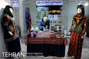 افتتاح نمایشگاه تخصصی مد و پوشش اسلامی - ایرانی زنان و اقوام ایرانی 17