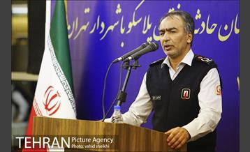 نشست صمیمانه خانواده های شهدای آتش نشان حادثه ساختمان پلاسکو با شهردار تهران 18