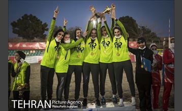 مسابقات والیبال ماسه‌ای زنان تهران 18