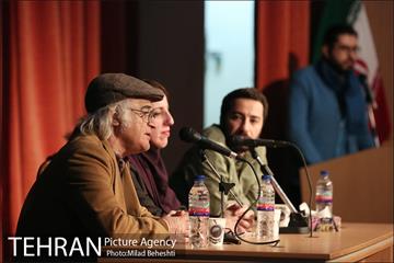 اکران فیلم سینمایی خفگی در دانشگاه امیرکبیر‎ 2